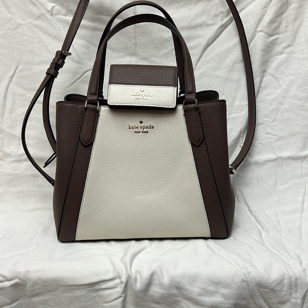 NWOT 🌺 Kate spade New York Jackson medium Satchel and trifold wallet